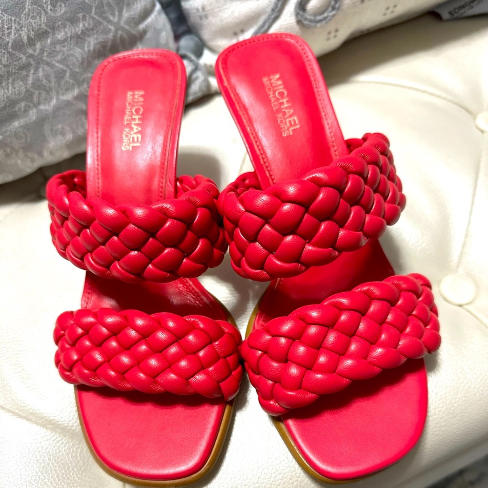 Micheal kors Heels